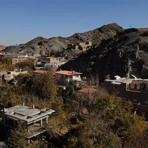 نمای باز از بافت کوهستانی و روستایی