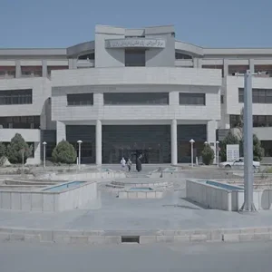 نمای حرکتی از محوطه بیمارستان